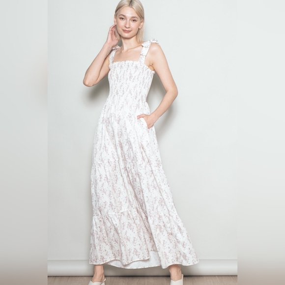 Pinkblush Maternity Dress NWT Shoulder Tie Maxi Ivory Floral - Picture 5 of 5